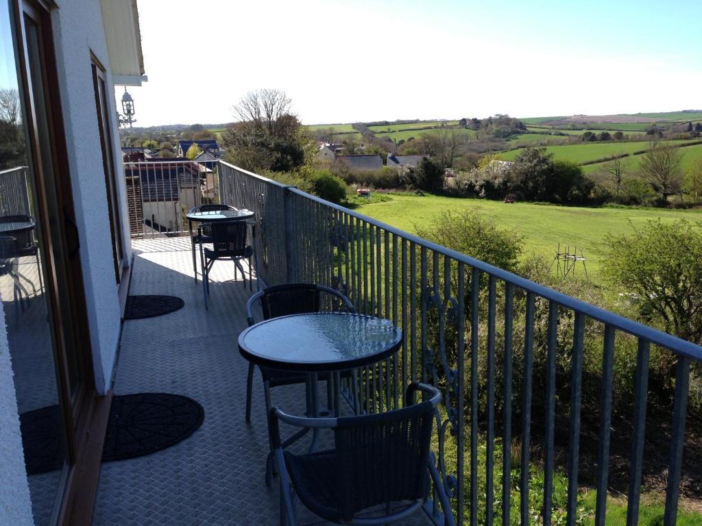 Orchard Manor Hotel Probus Exterior photo