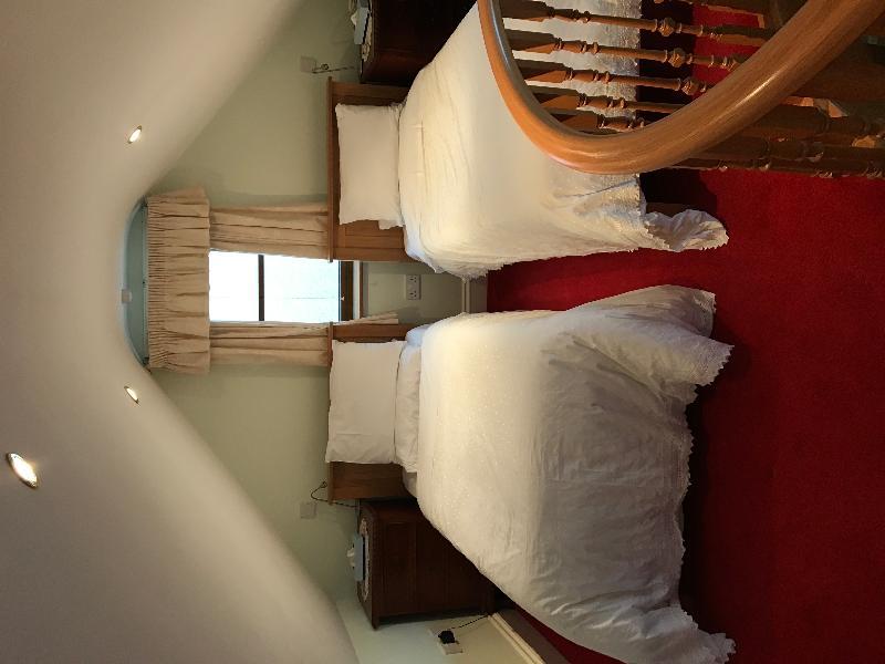 Orchard Manor Hotel Probus Exterior photo